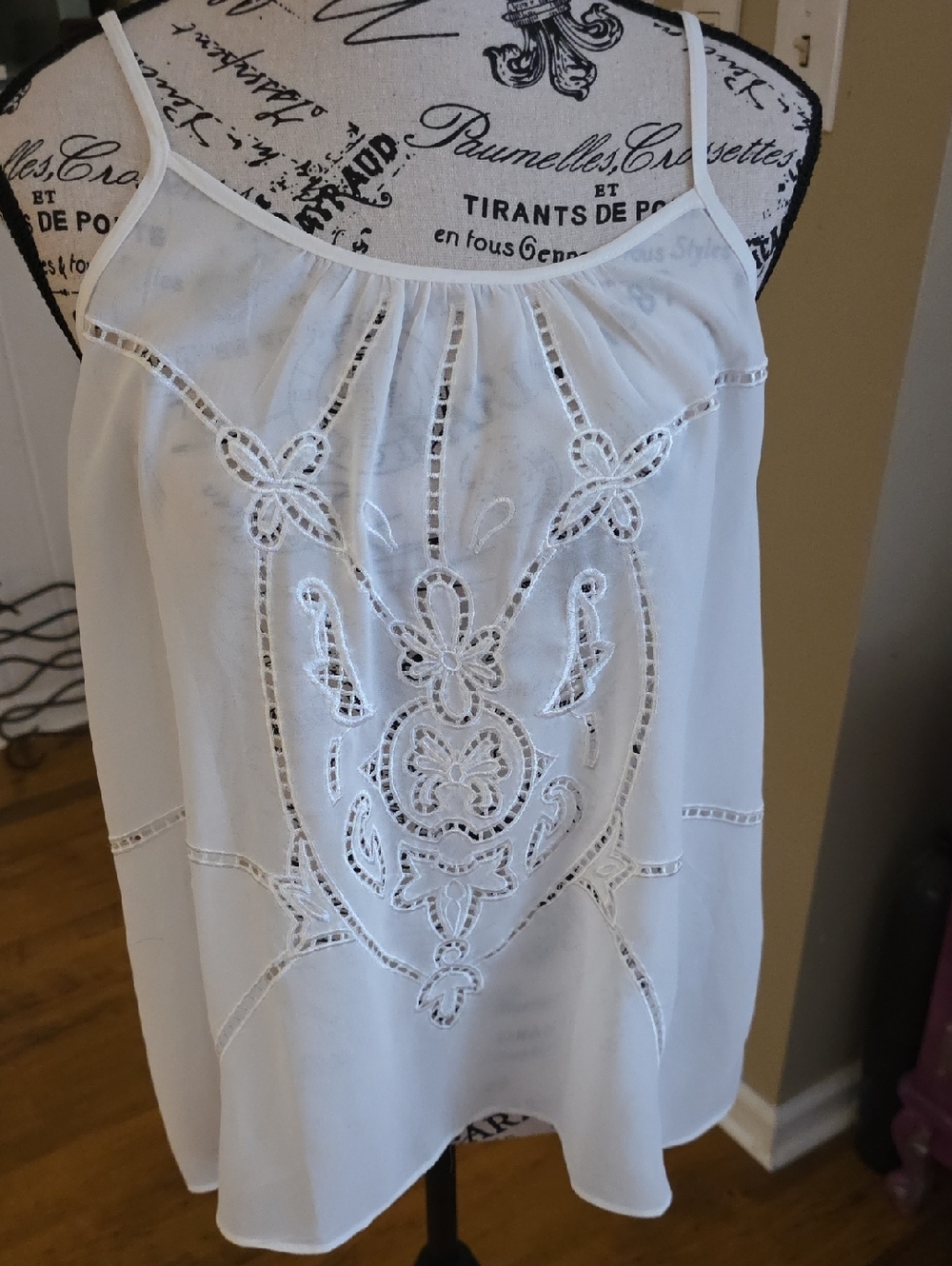 DO+BE White Lace-Trim Camisole with Light Blue Label